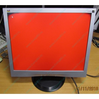 Монитор 19" ViewSonic VA903 с дефектом изображения (битые пиксели по углам) - Липецк.